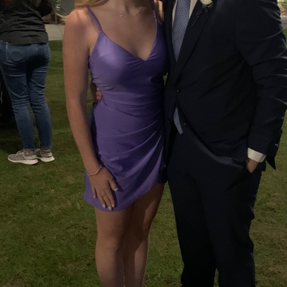 Super pretty hoco dress - Picture 5 of 5